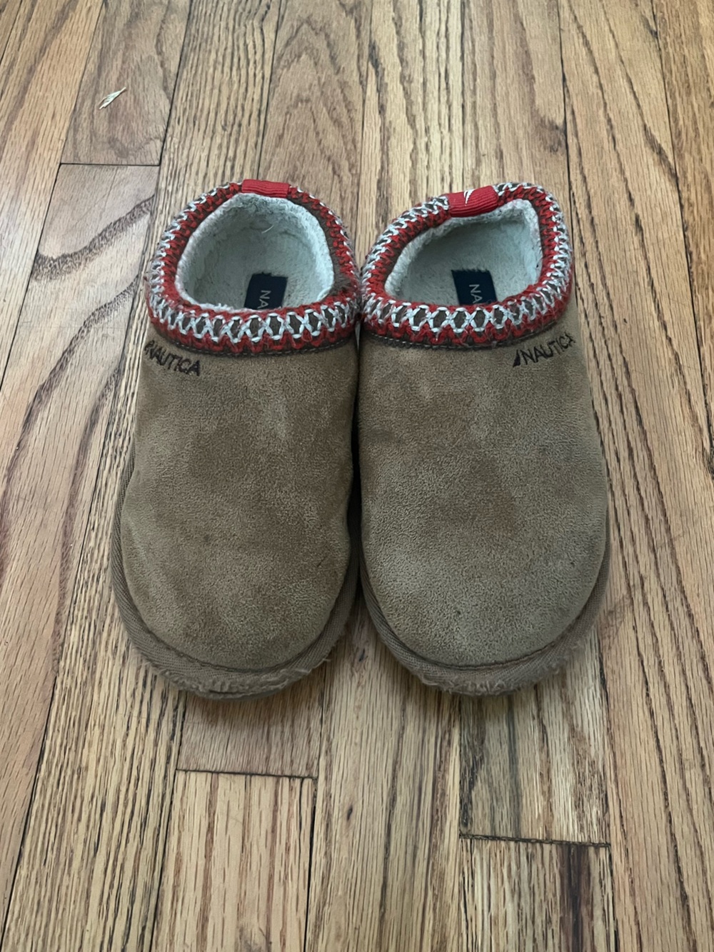 Nautica Kids Tan Slip-On Slippers with Red Accent